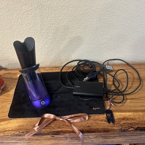 Dyson Corrale Styler Black/Purple Hair Styler with...
